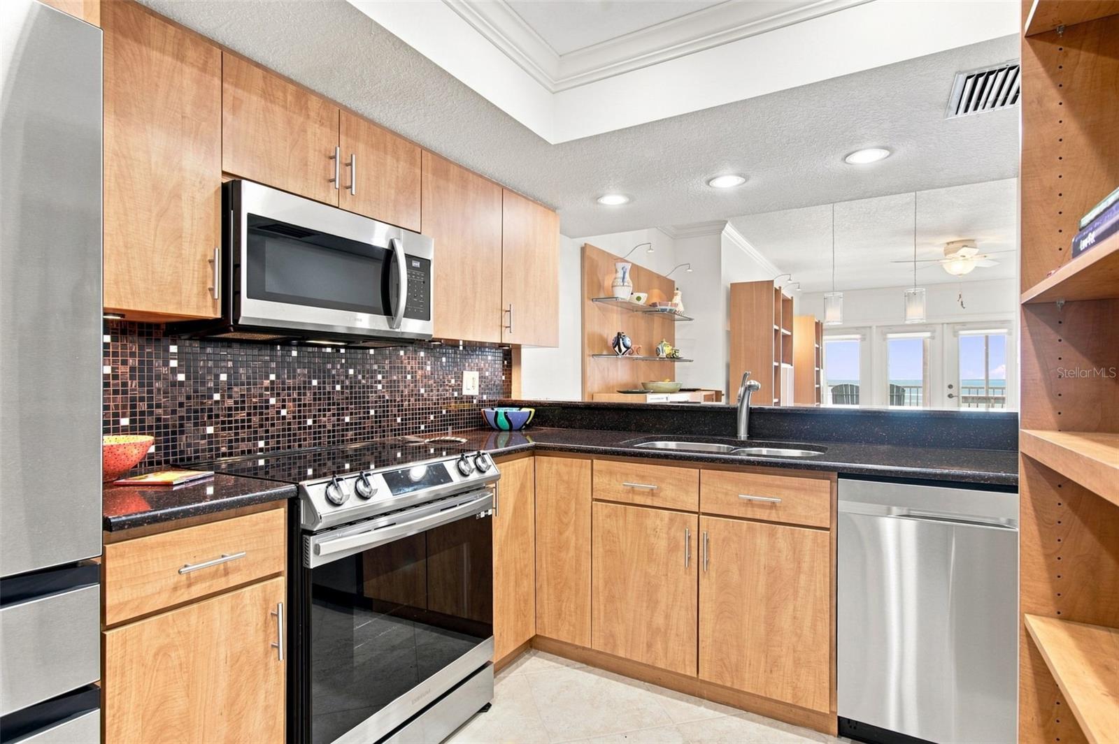 1586 GULF BLVD #2103 — photo 8