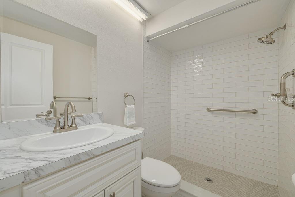 4433 SUNSTATE DR — photo 19