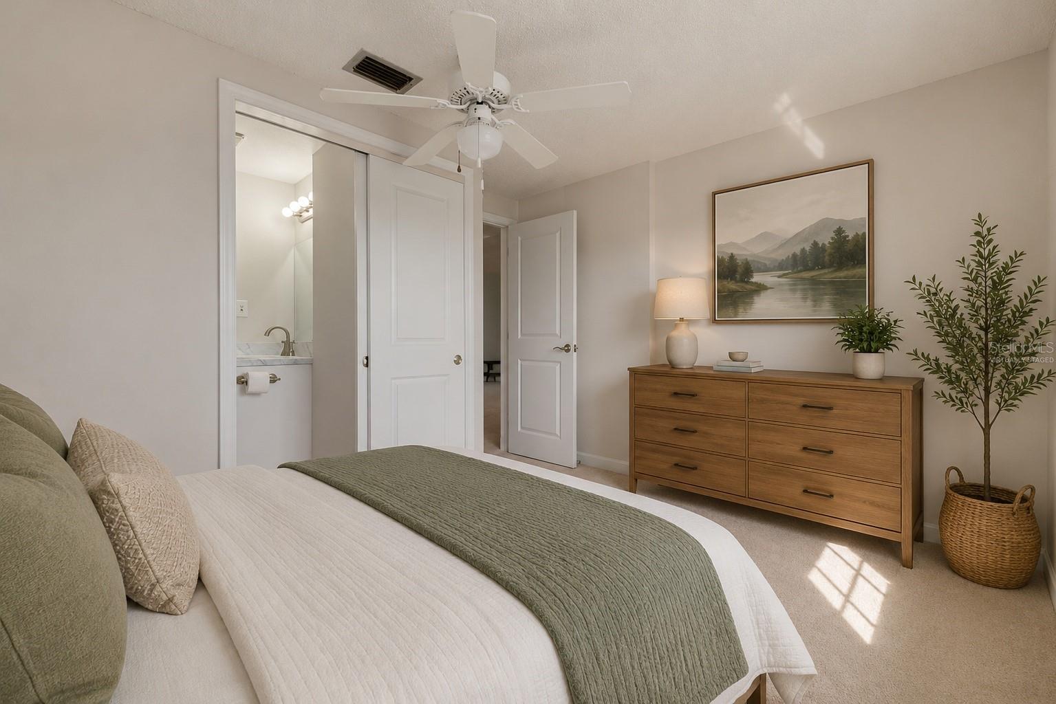 4433 SUNSTATE DR — photo 13