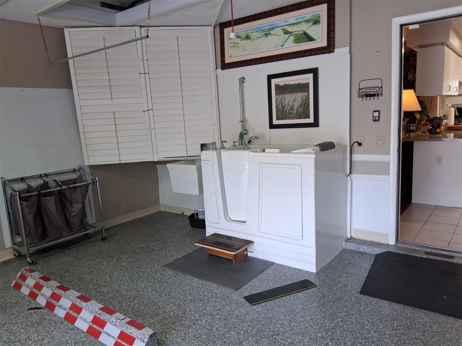 9014 SEVERN LN #8 — photo 25