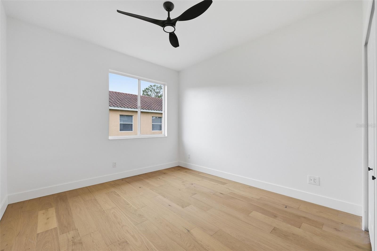 10534 BERMUDA ISLE DR — photo 29