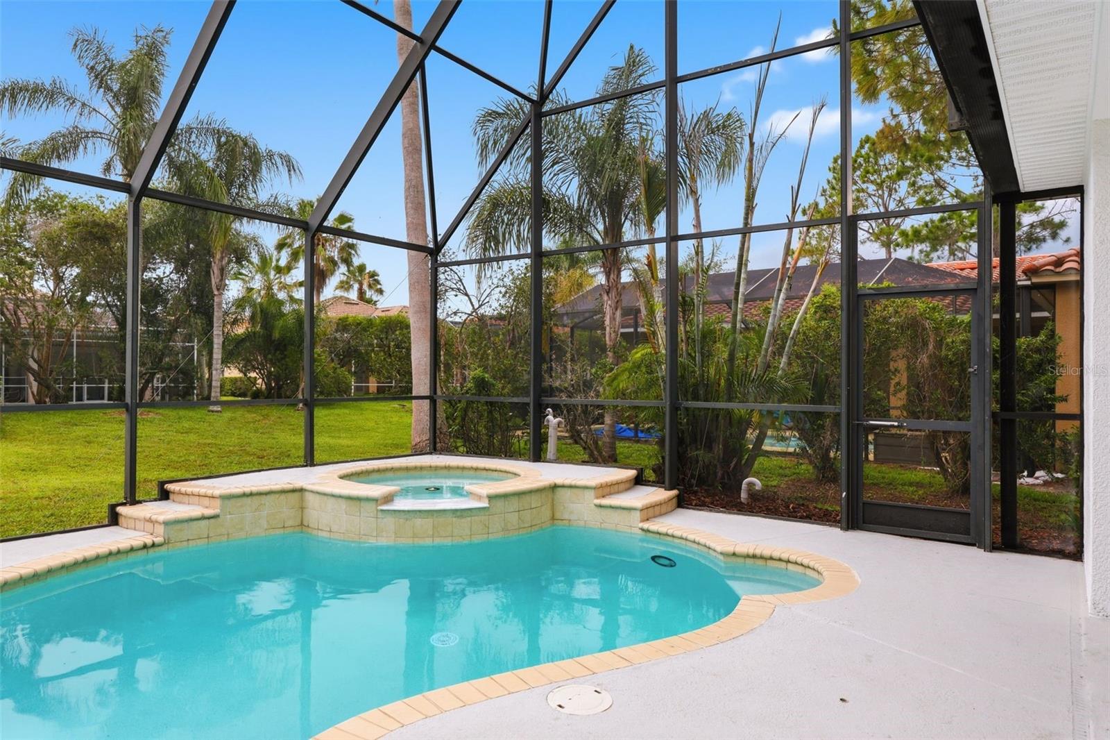 10534 BERMUDA ISLE DR — photo 3