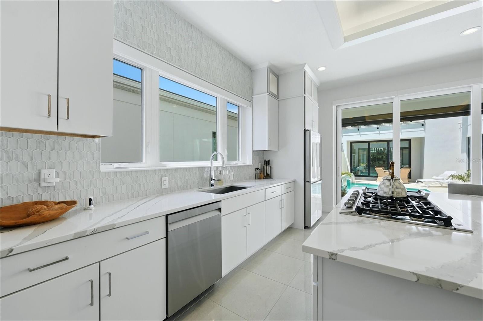 5935 REDBAY BLVD — photo 22