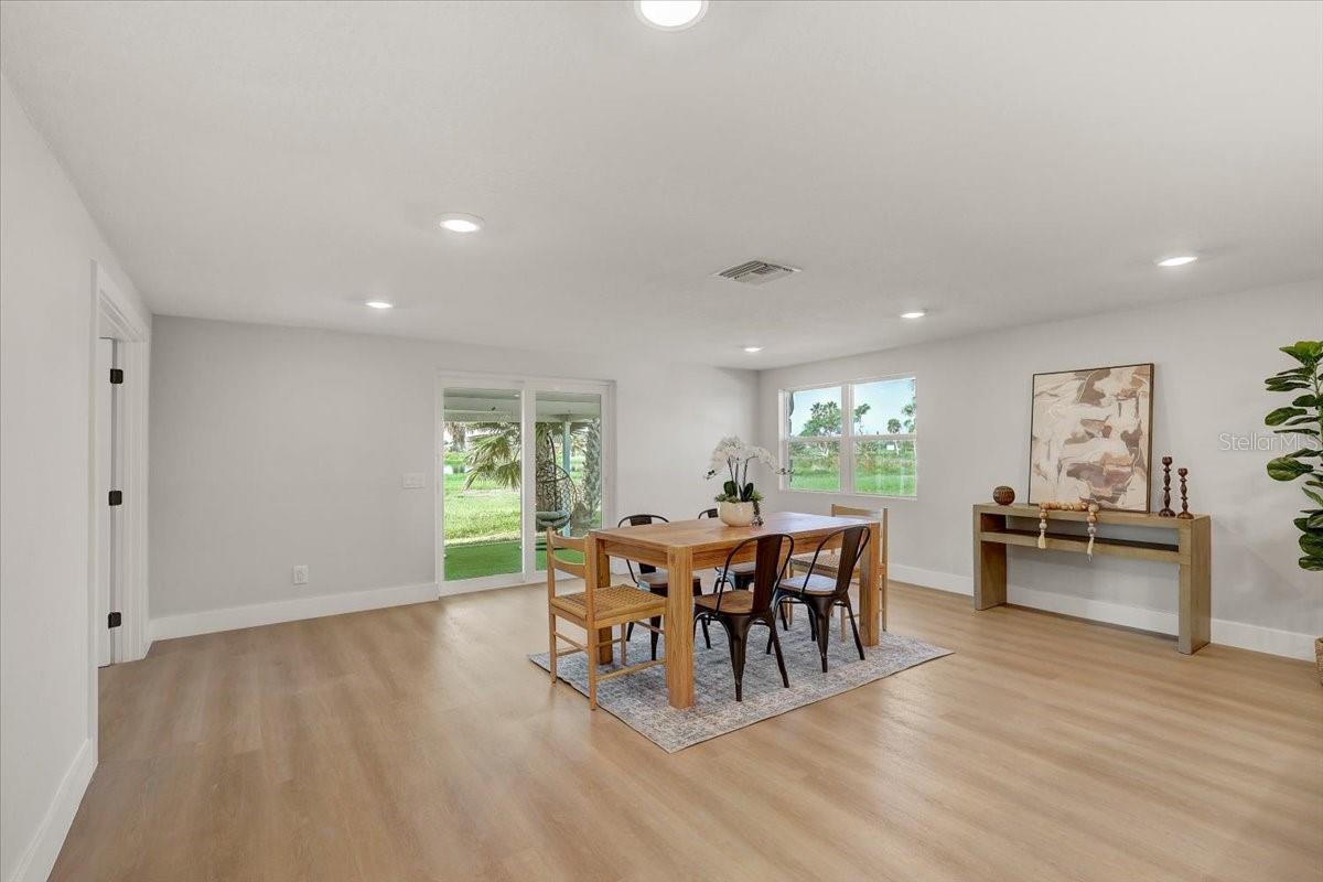 3960 HEADSAIL DR — photo 14