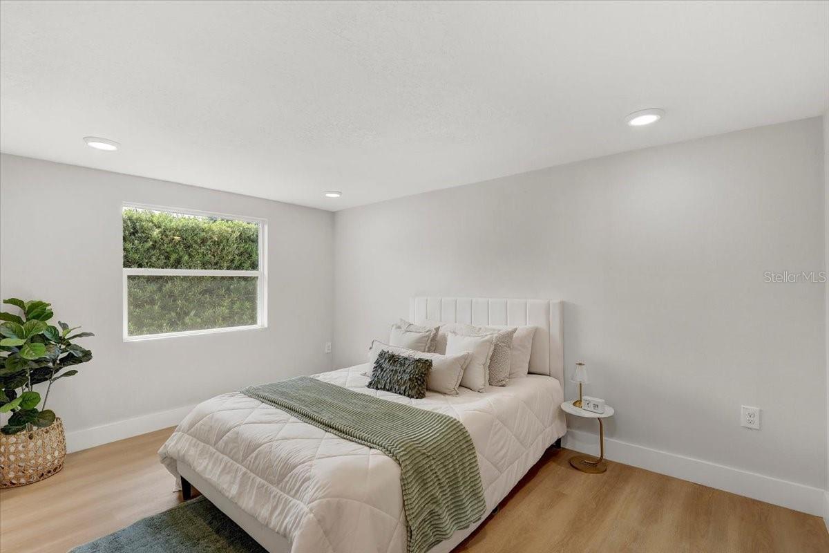 3960 HEADSAIL DR — photo 26