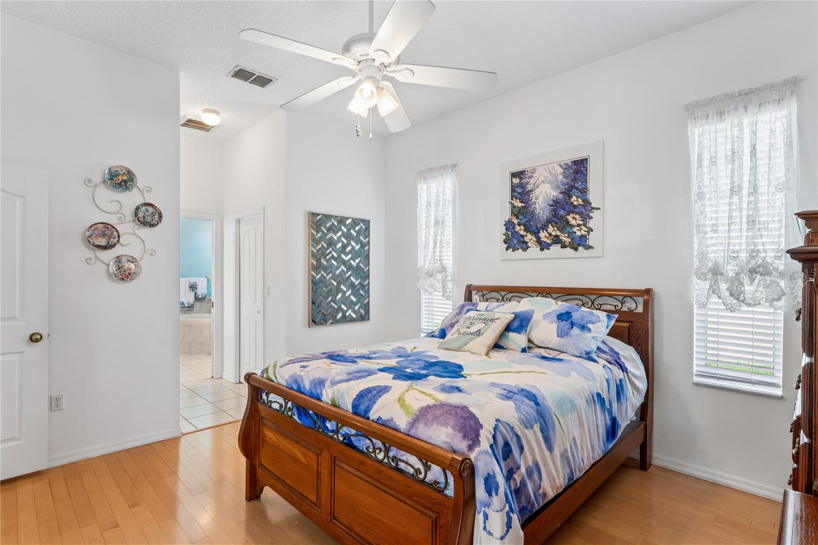 Home in NEW PORT RICHEY — photo 30
