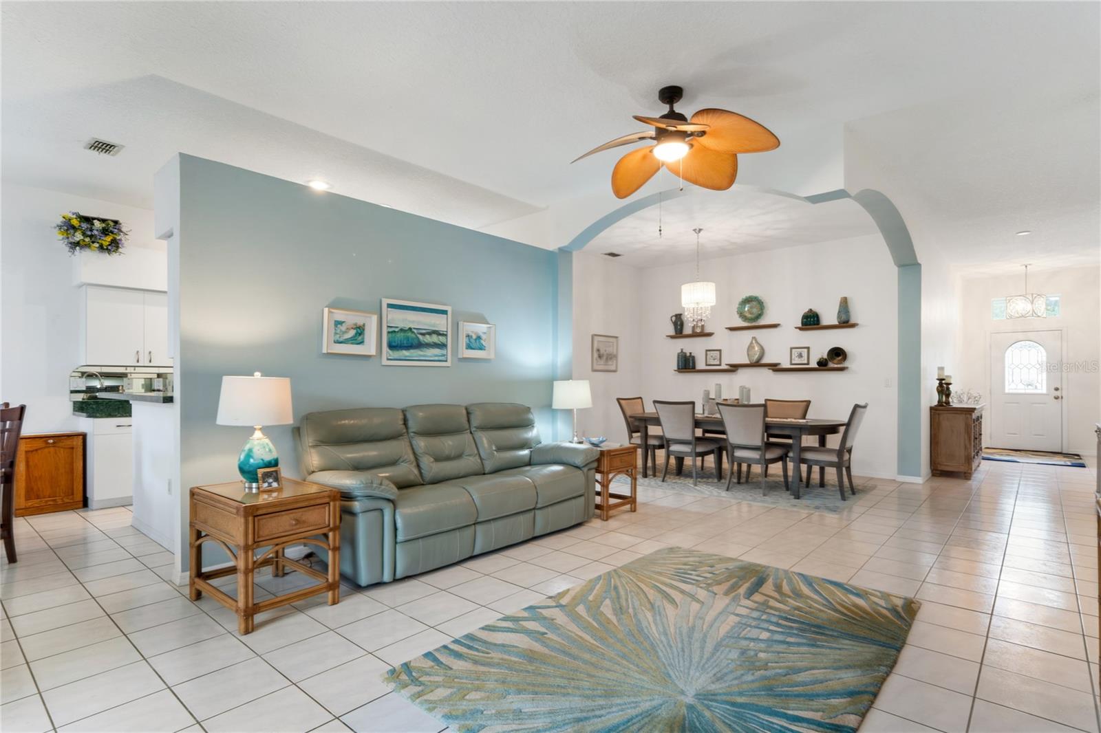 Home in NEW PORT RICHEY — photo 12