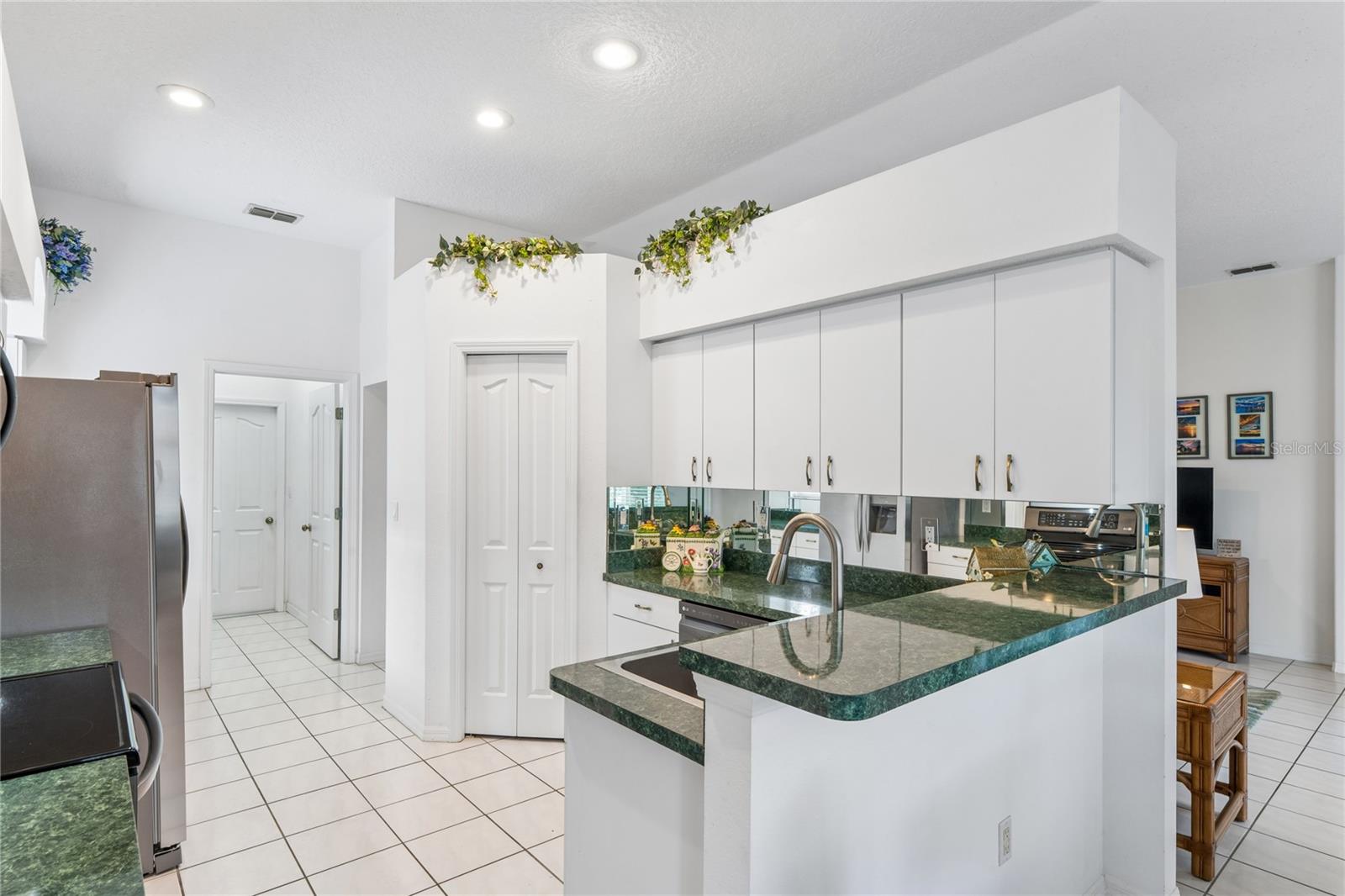 Home in NEW PORT RICHEY — photo 14