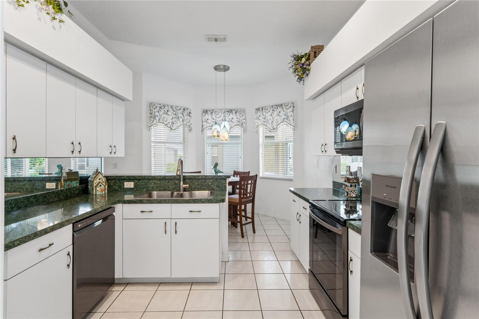 Home in NEW PORT RICHEY — photo 19