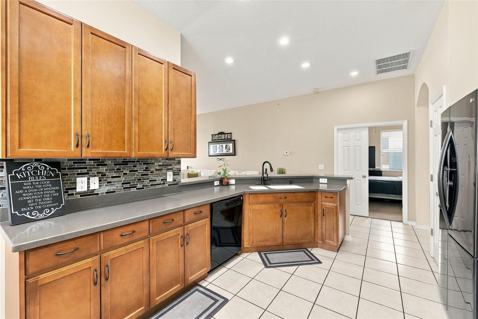 35136 DEERFIELD OAKS DR — photo 10