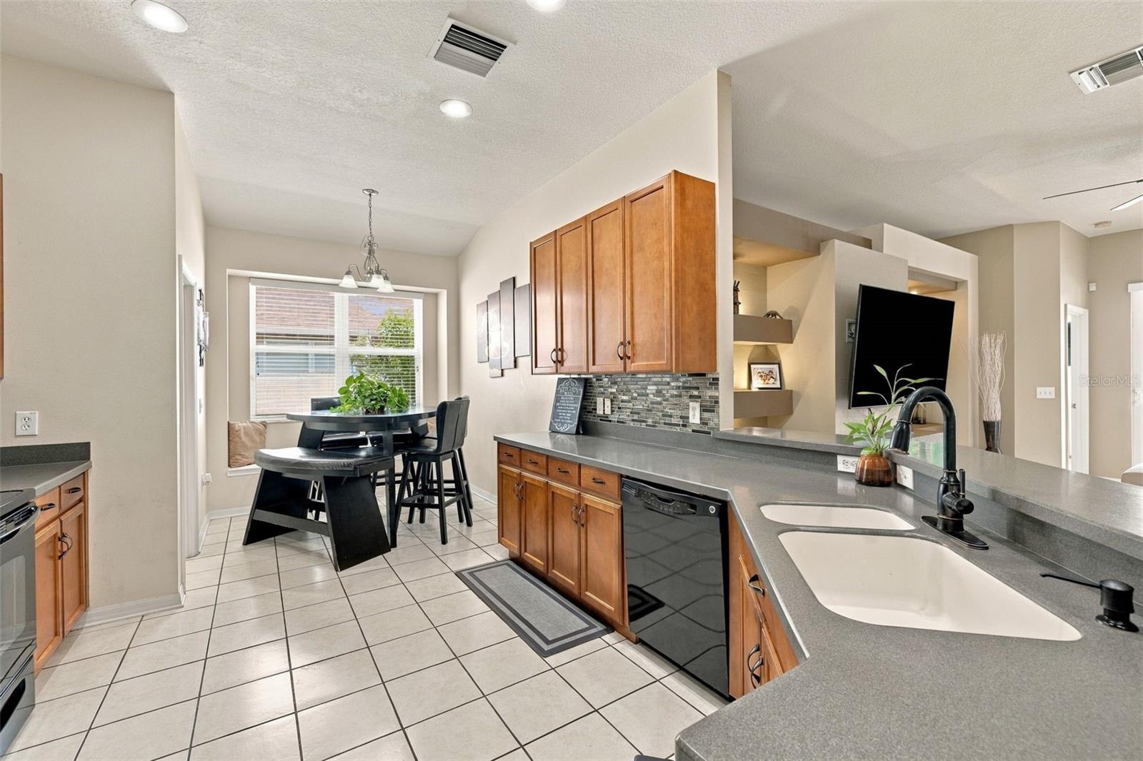 35136 DEERFIELD OAKS DR — photo 13