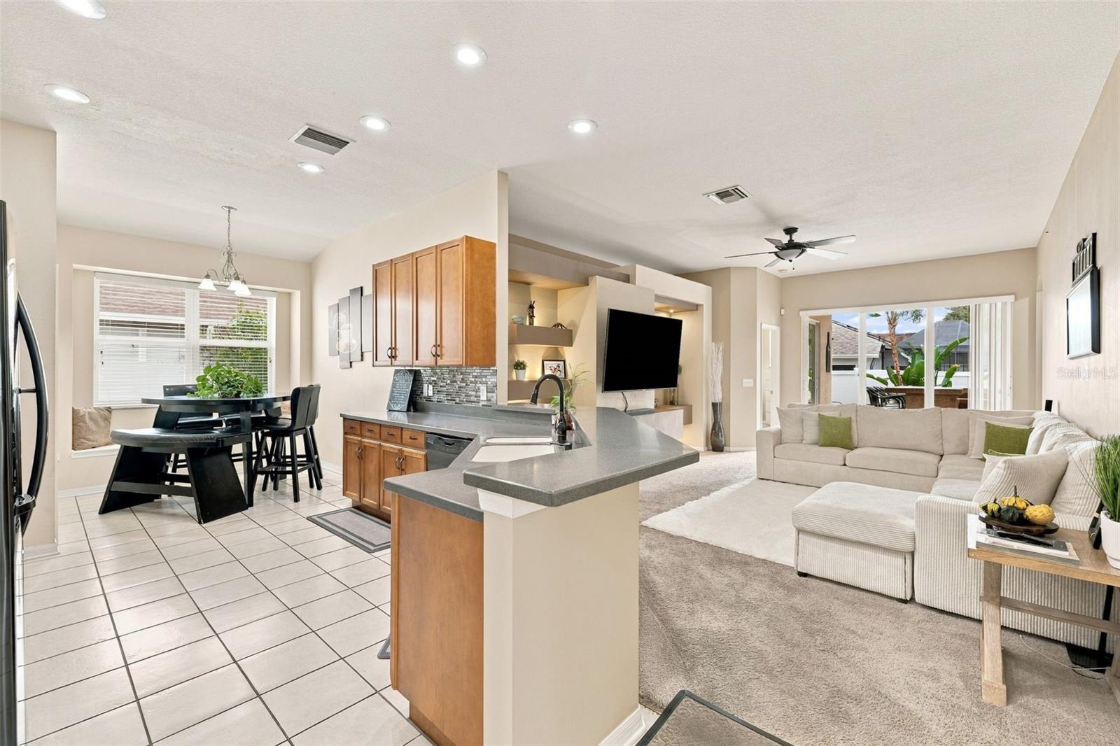 35136 DEERFIELD OAKS DR — photo 4