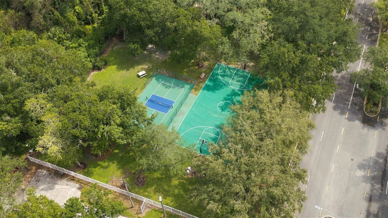 35136 DEERFIELD OAKS DR — photo 48