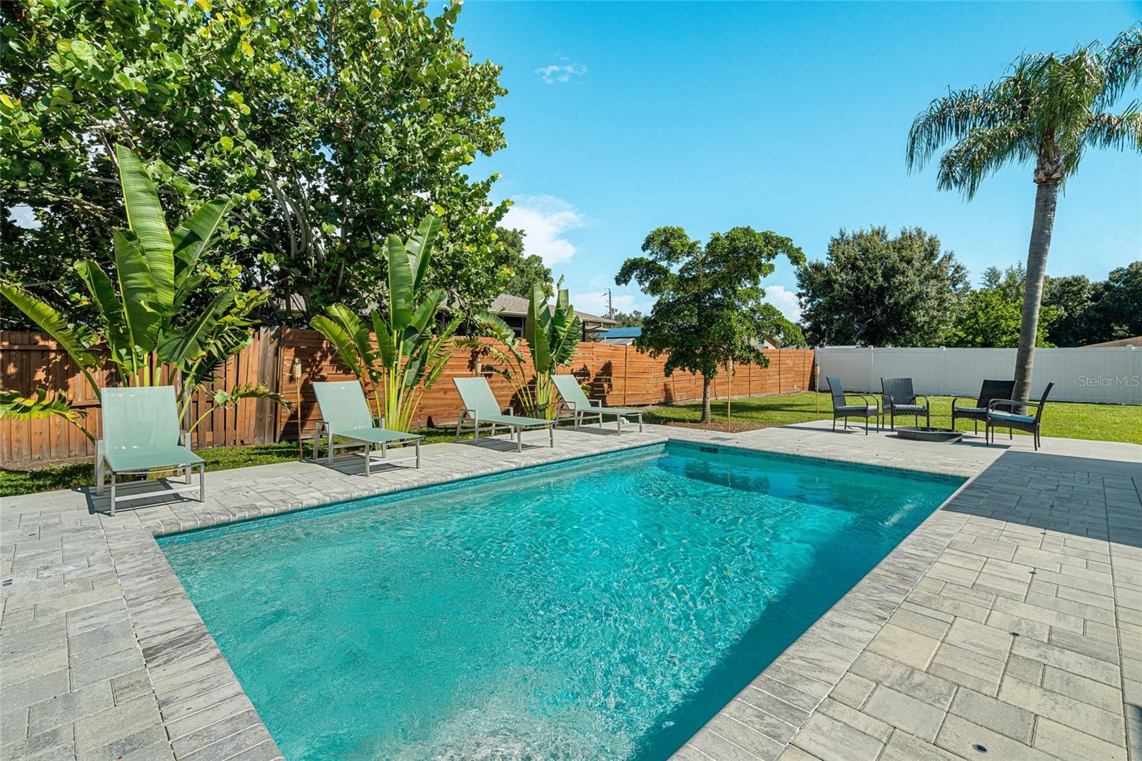 4519 BROOKSDALE DR — photo 22