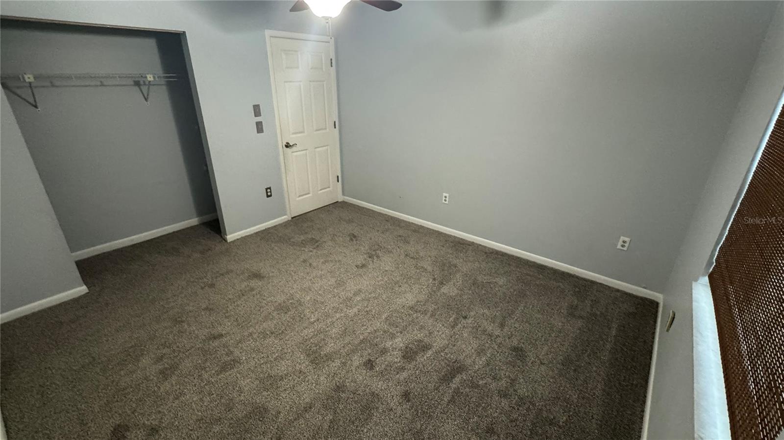 914 HARBOR CIR — photo 40