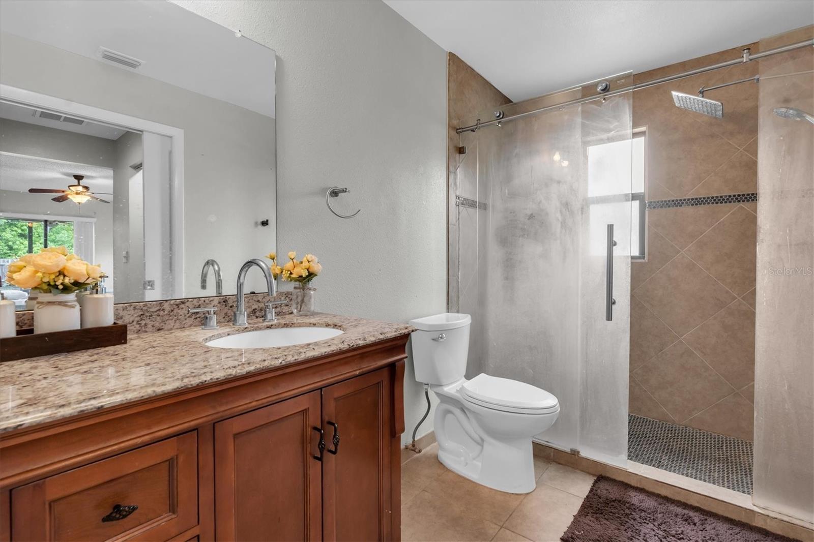 914 HARBOR CIR — photo 25