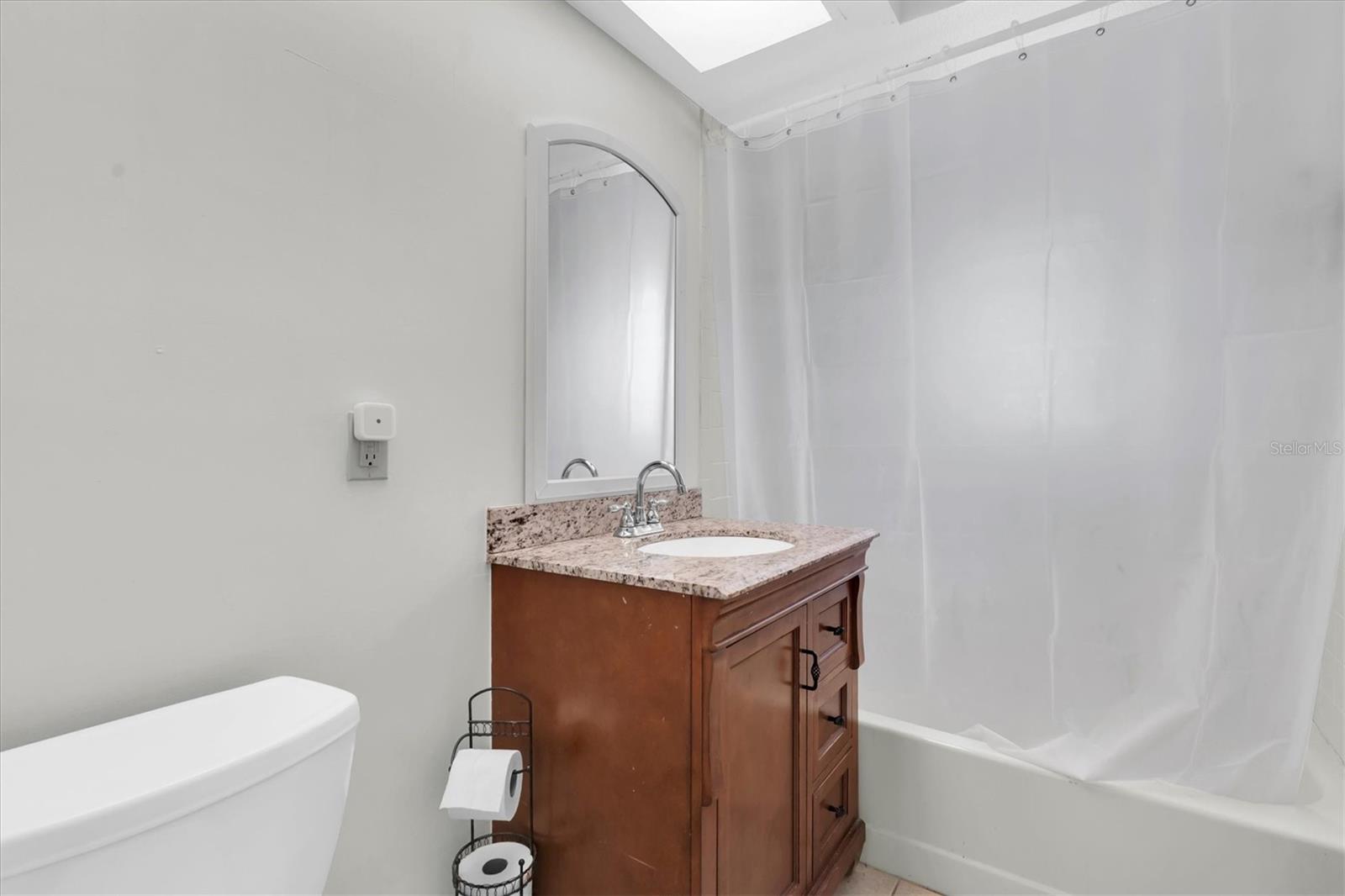 914 HARBOR CIR — photo 28