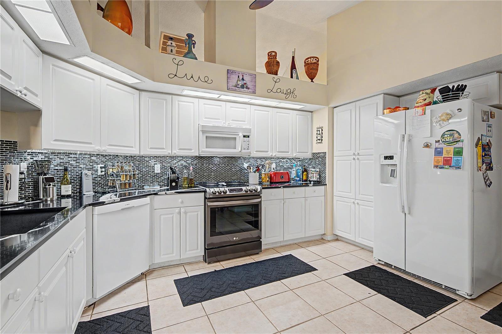 3327 SCORECARD DR — photo 8