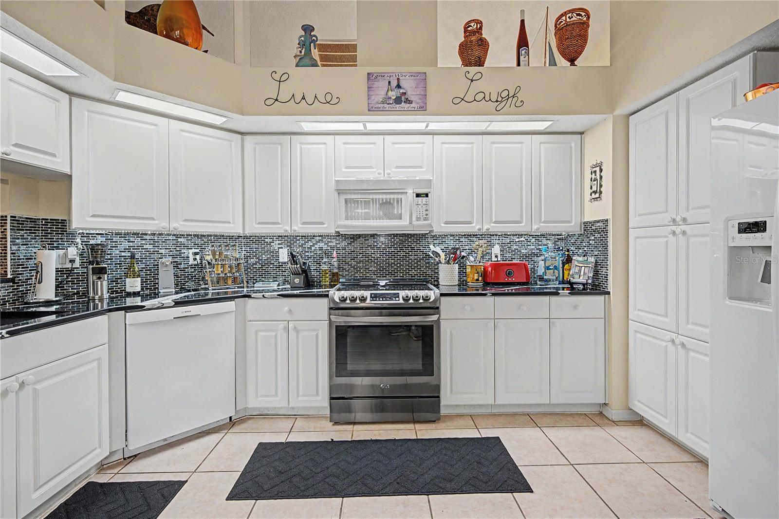 3327 SCORECARD DR — photo 9