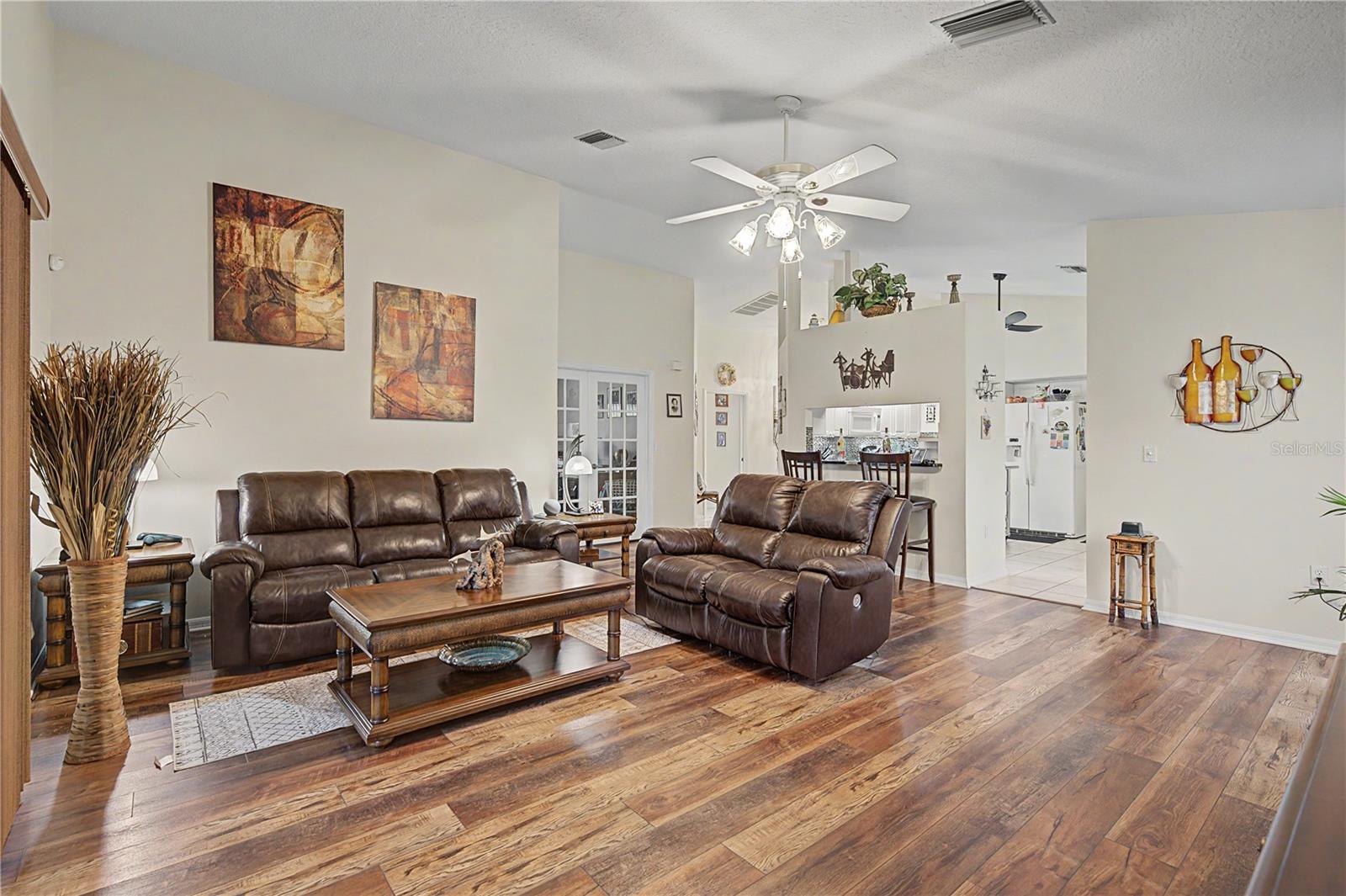 3327 SCORECARD DR — photo 5