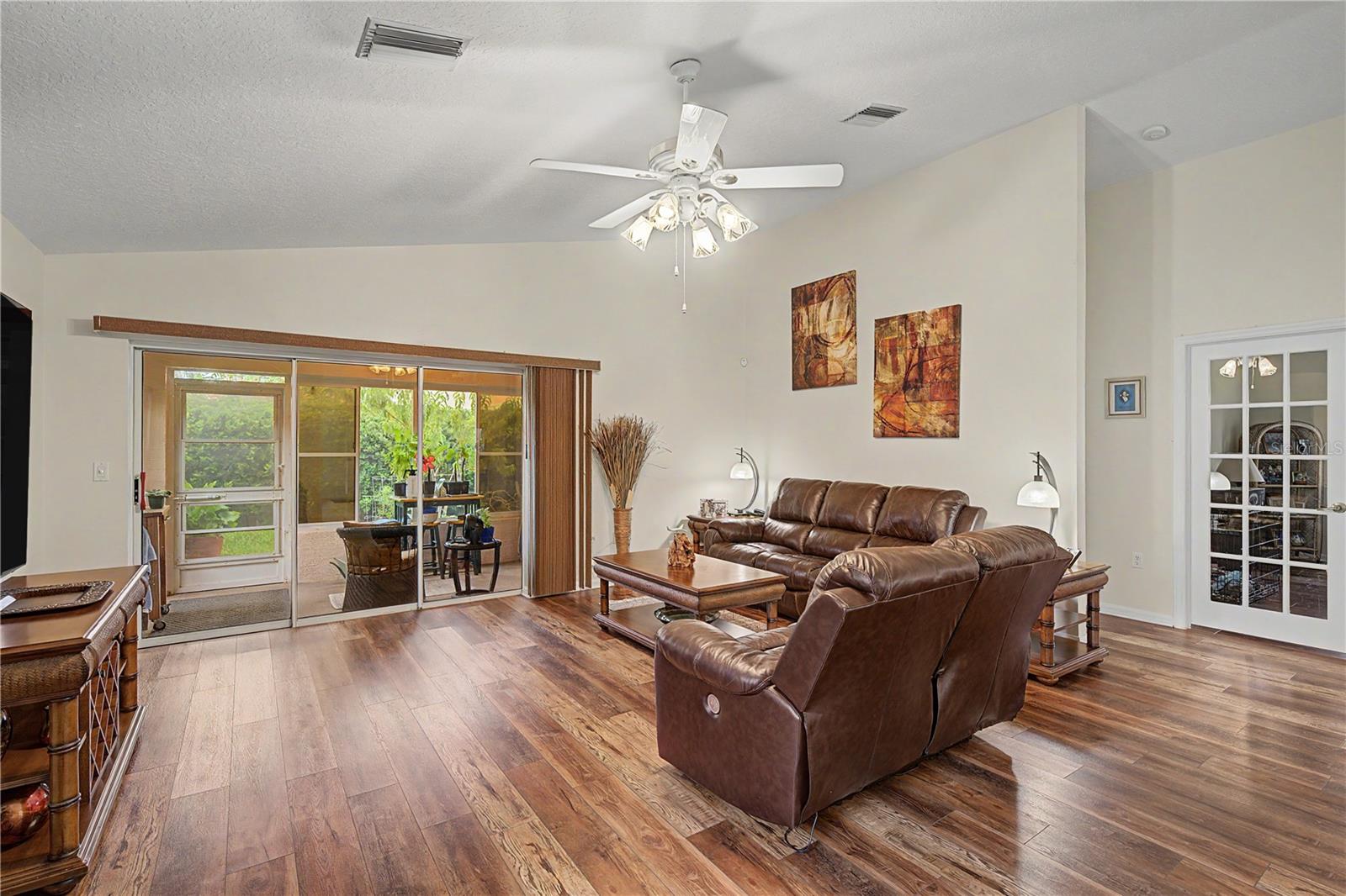 3327 SCORECARD DR — photo 6
