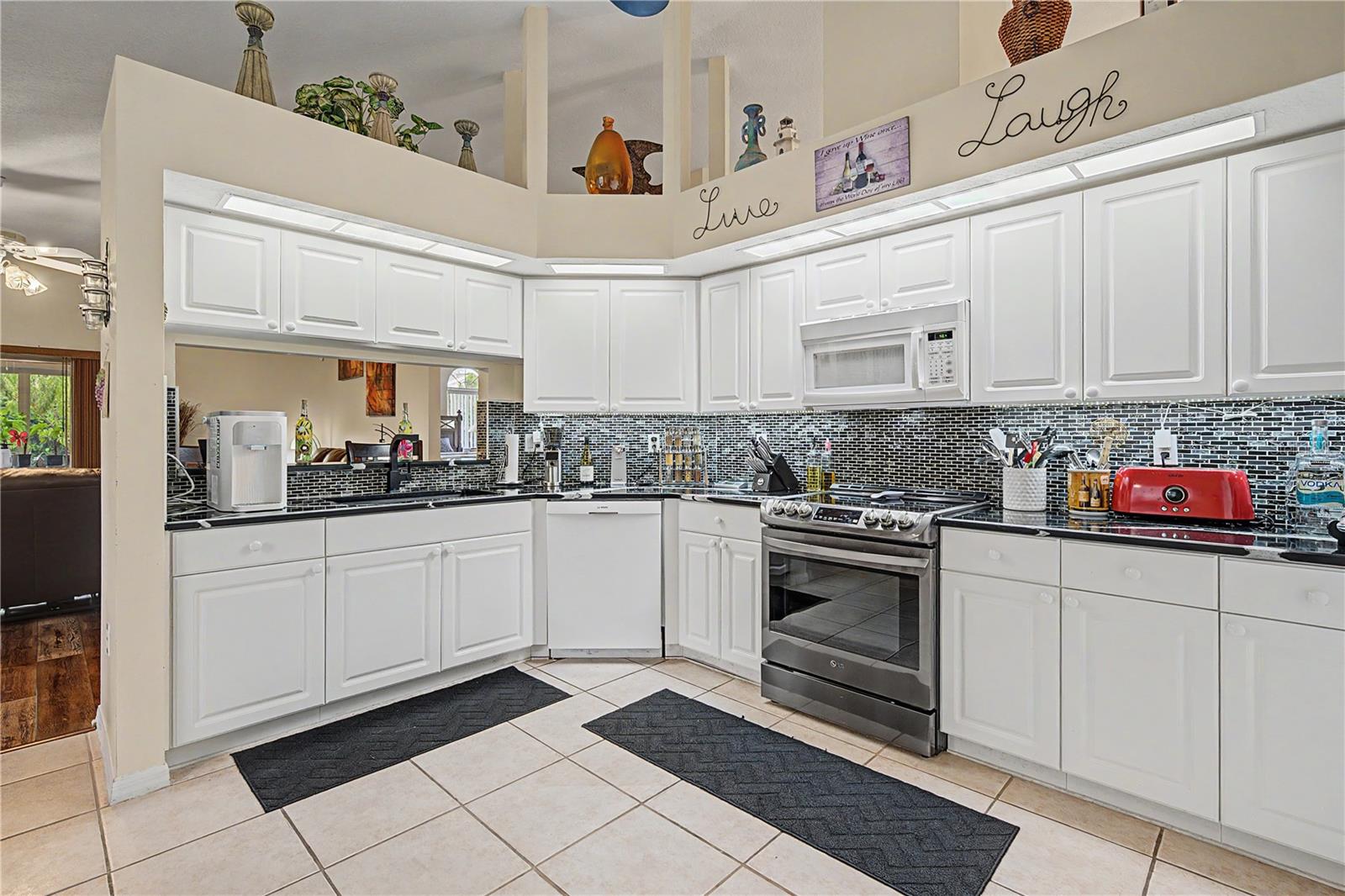 3327 SCORECARD DR — photo 10