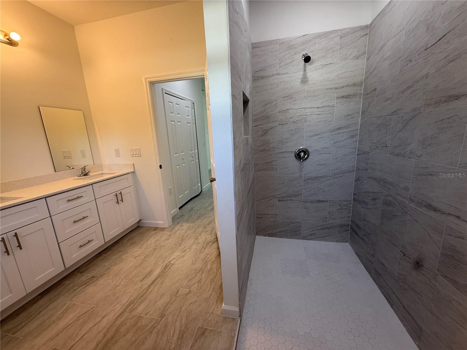 4732 PRIME TER — photo 14