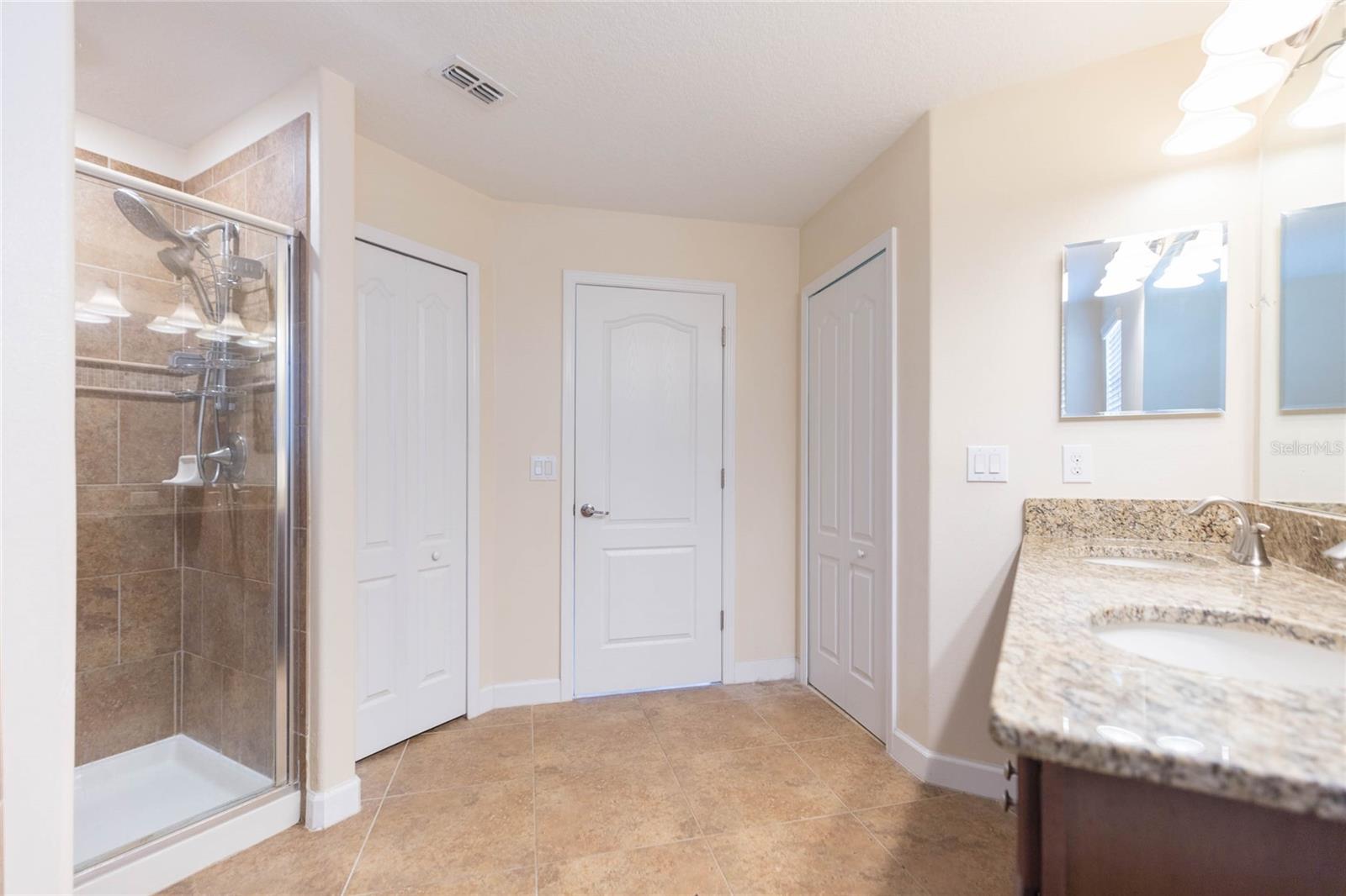 11508 MANSFIELD POINT DR — photo 31