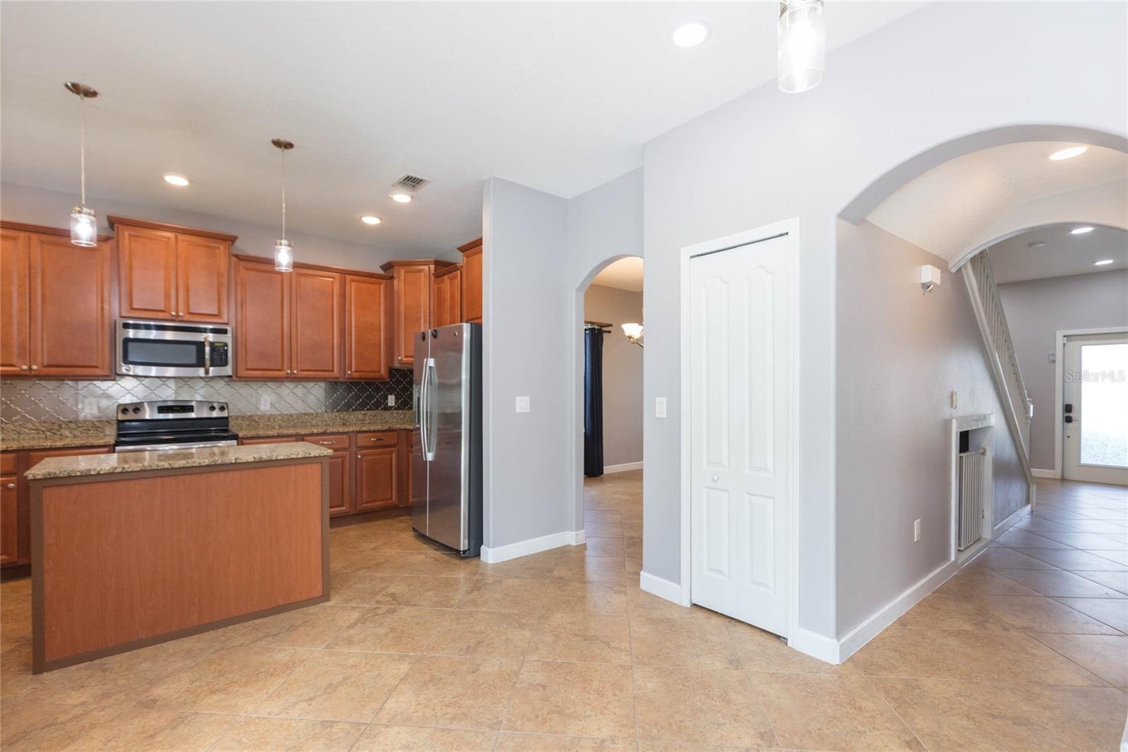 11508 MANSFIELD POINT DR — photo 18