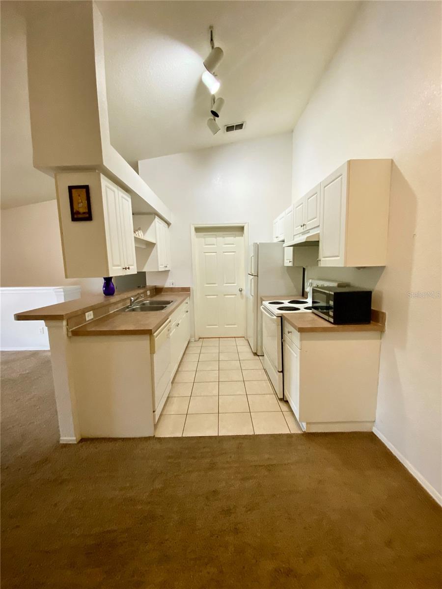 36101 DEER CREEK DR #202 — photo 4