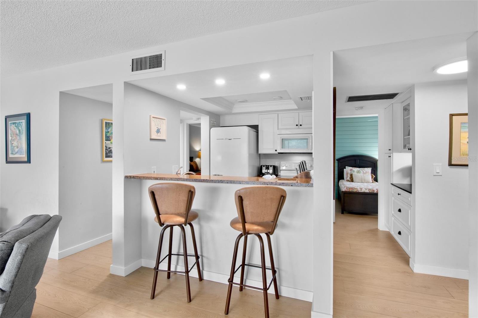 1600 COVE II PL #412 — photo 3