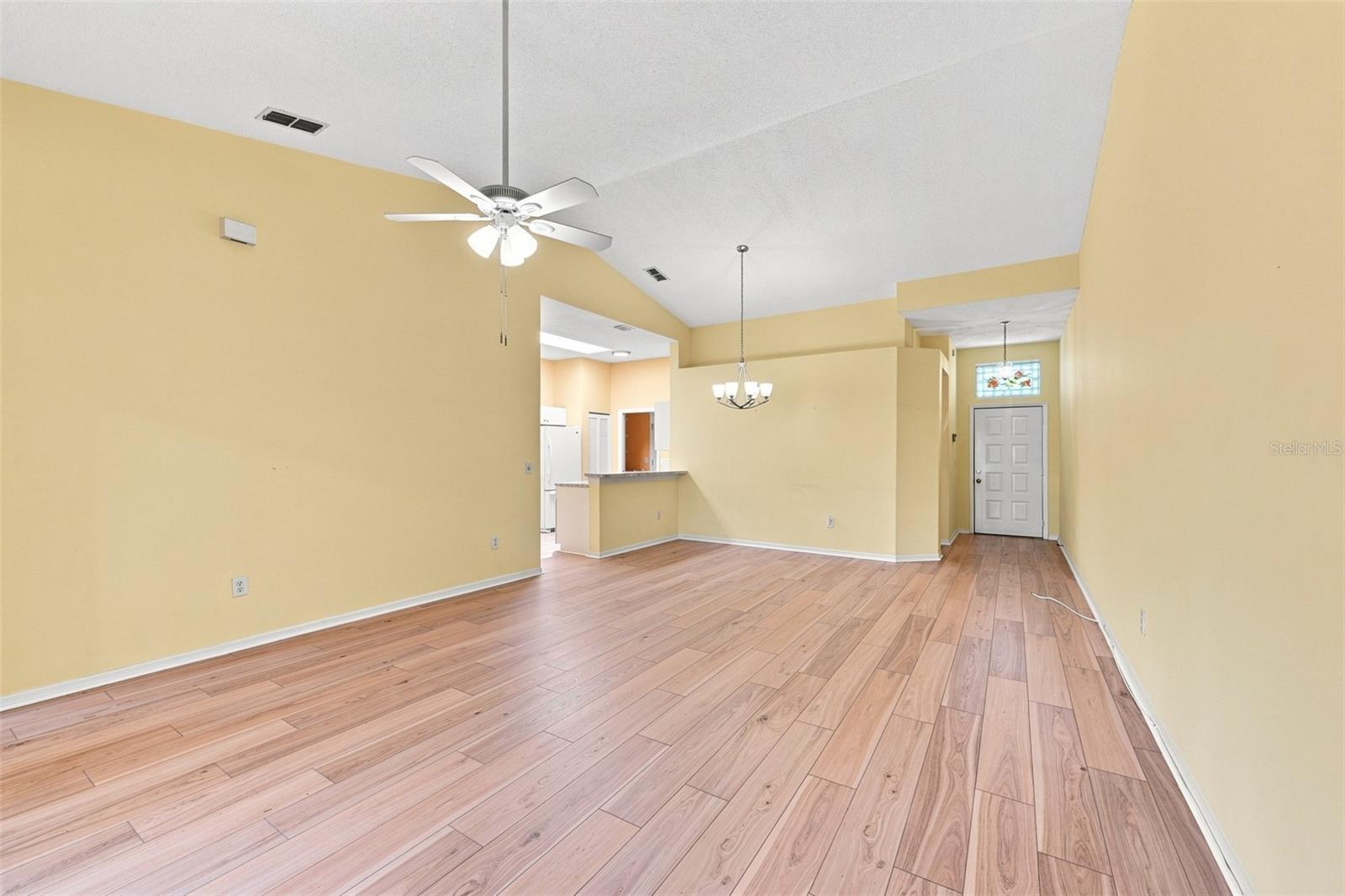 2472 NANTUCKET HARBOR LOOP — photo 9