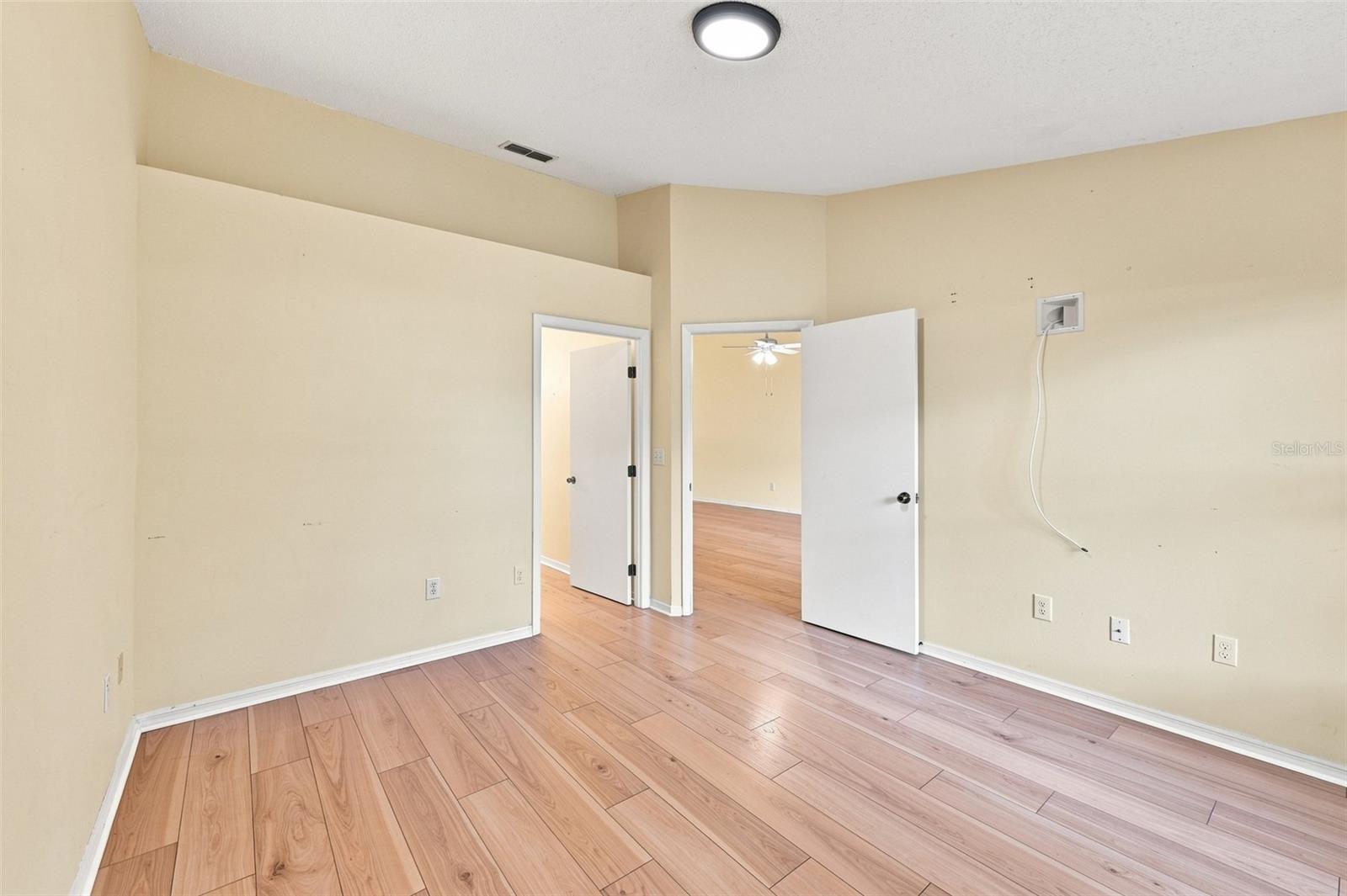 2472 NANTUCKET HARBOR LOOP — photo 24