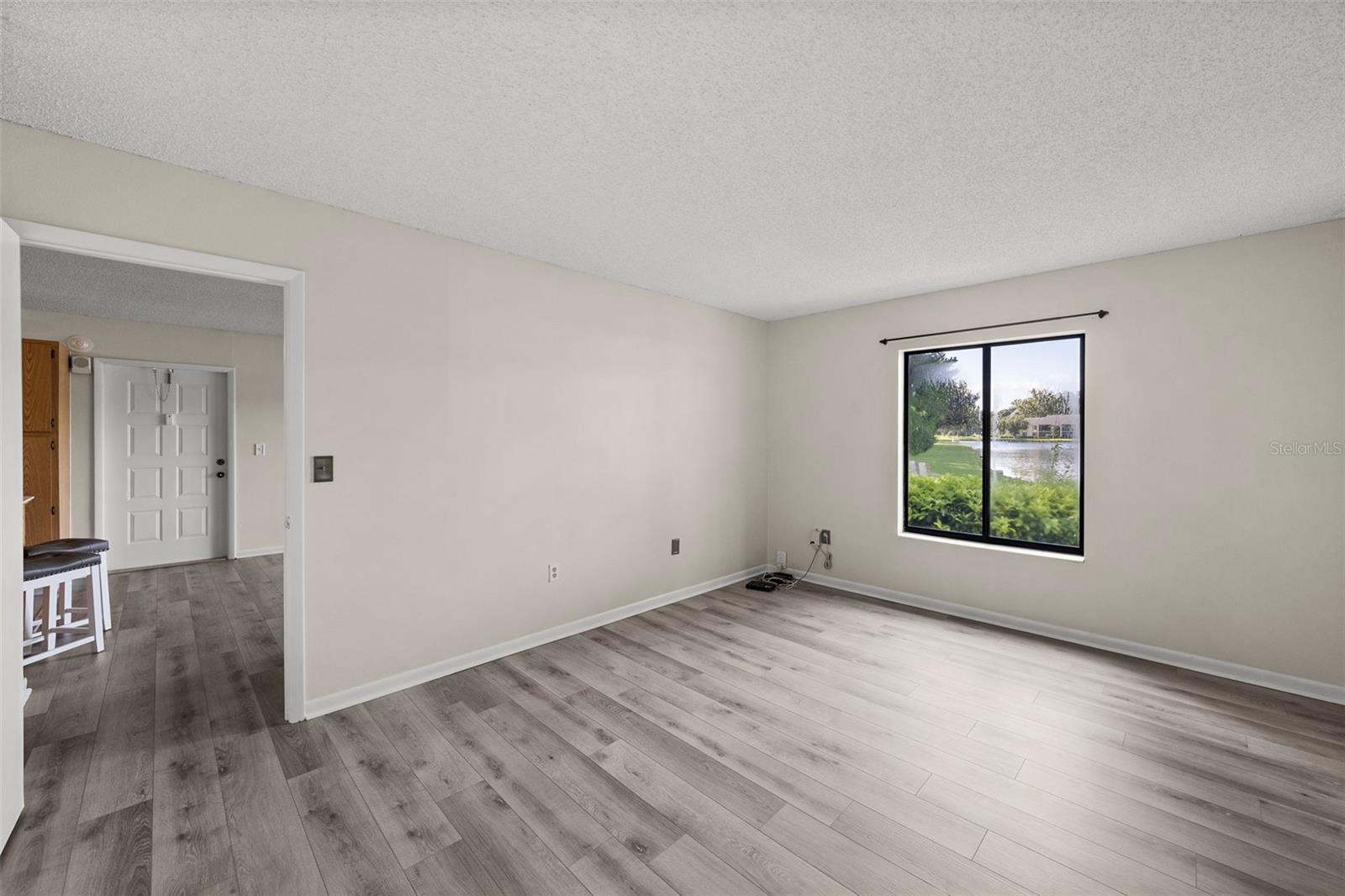 1423 PINE GLEN LN #C1 — photo 15
