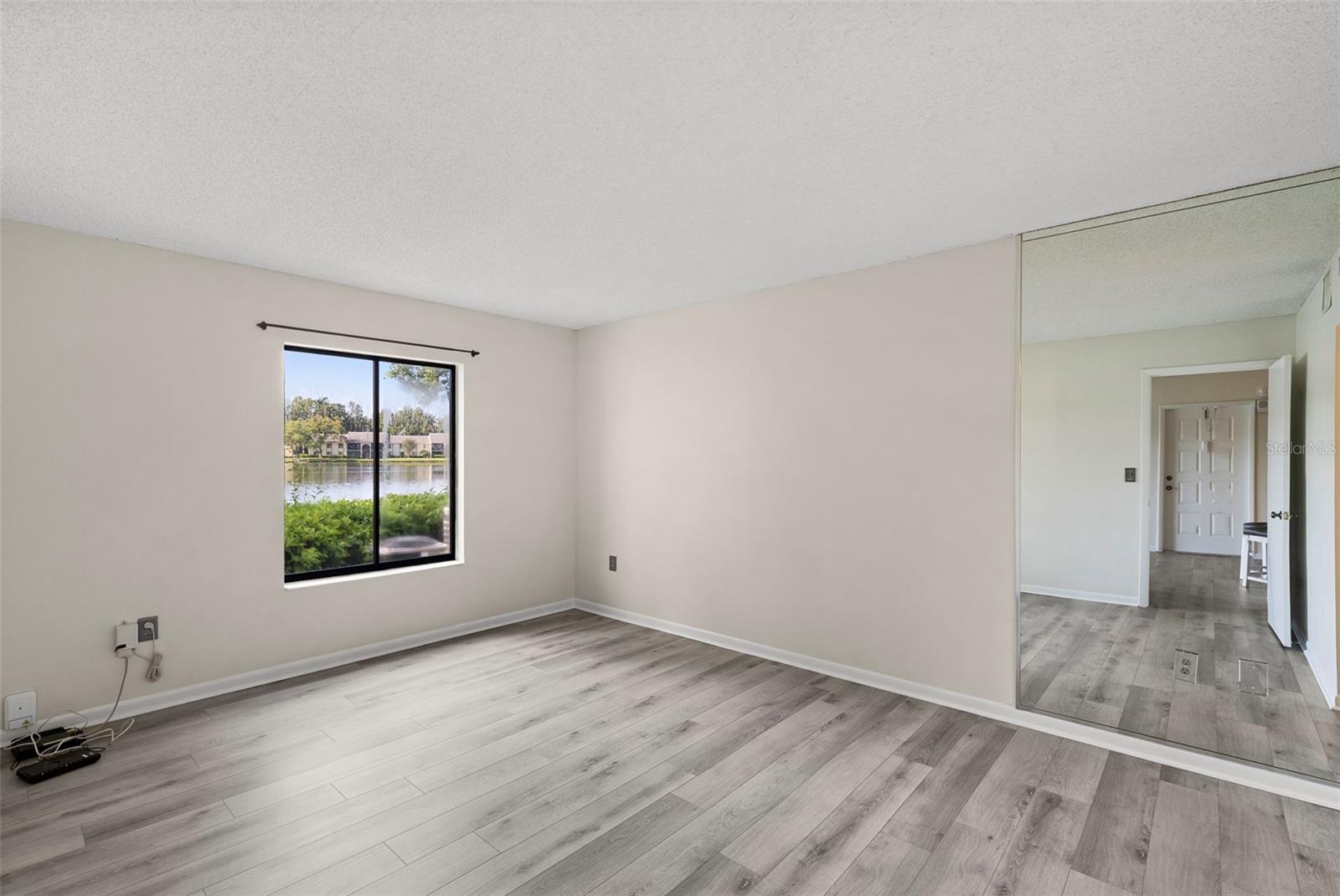 1423 PINE GLEN LN #C1 — photo 13