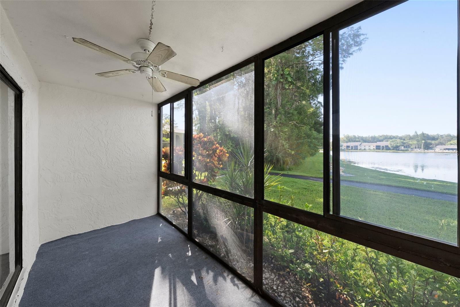 1423 PINE GLEN LN #C1 — photo 22