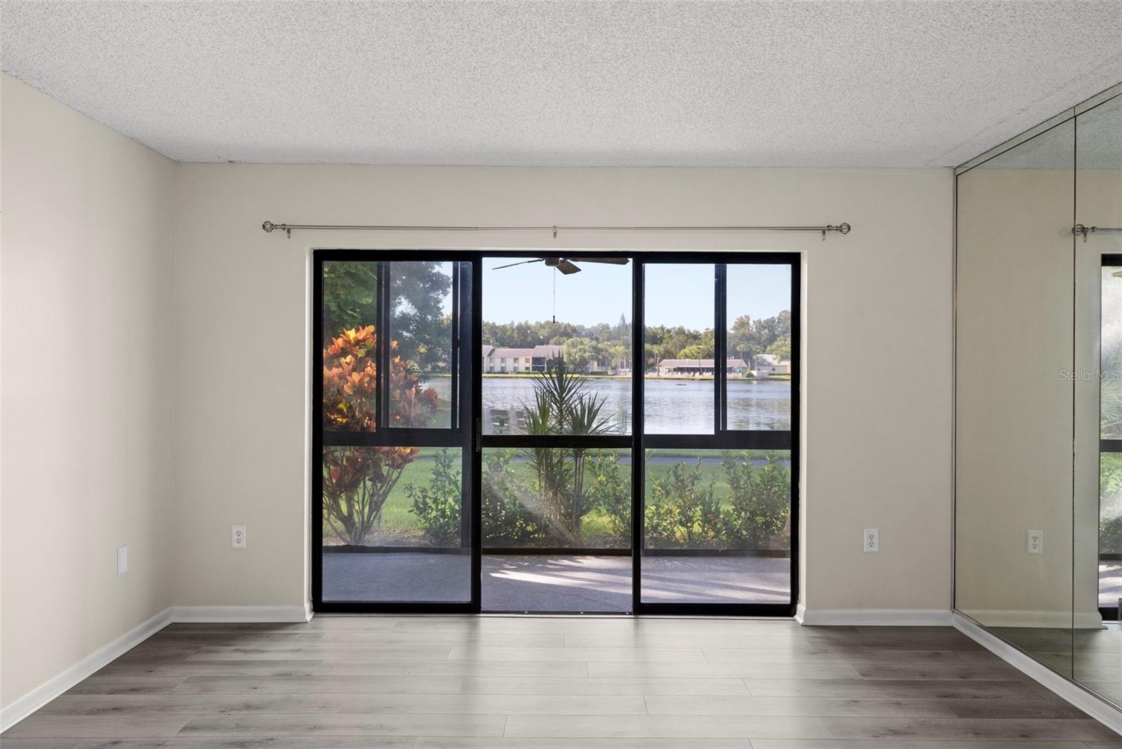 1423 PINE GLEN LN #C1 — photo 8