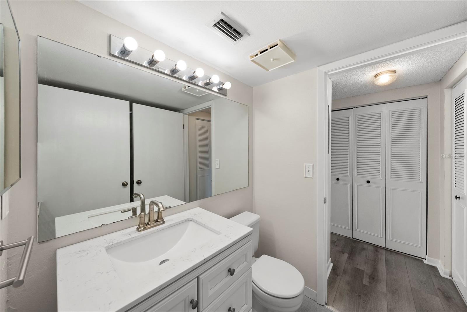 1423 PINE GLEN LN #C1 — photo 18