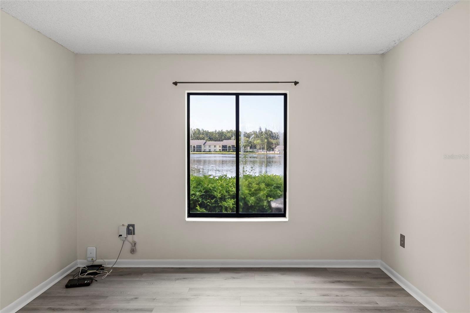1423 PINE GLEN LN #C1 — photo 17