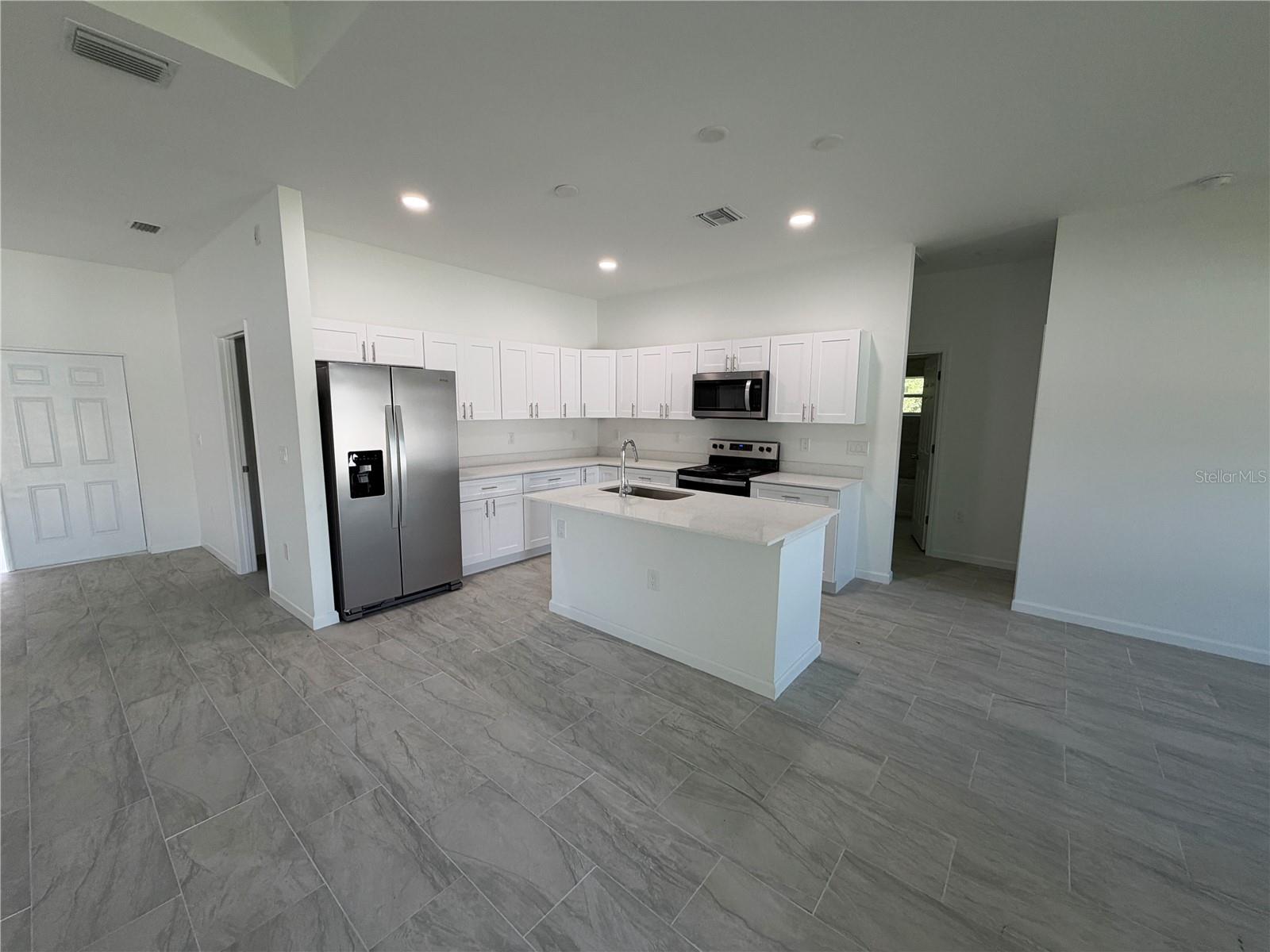 2964 WELLS AVE — photo 7