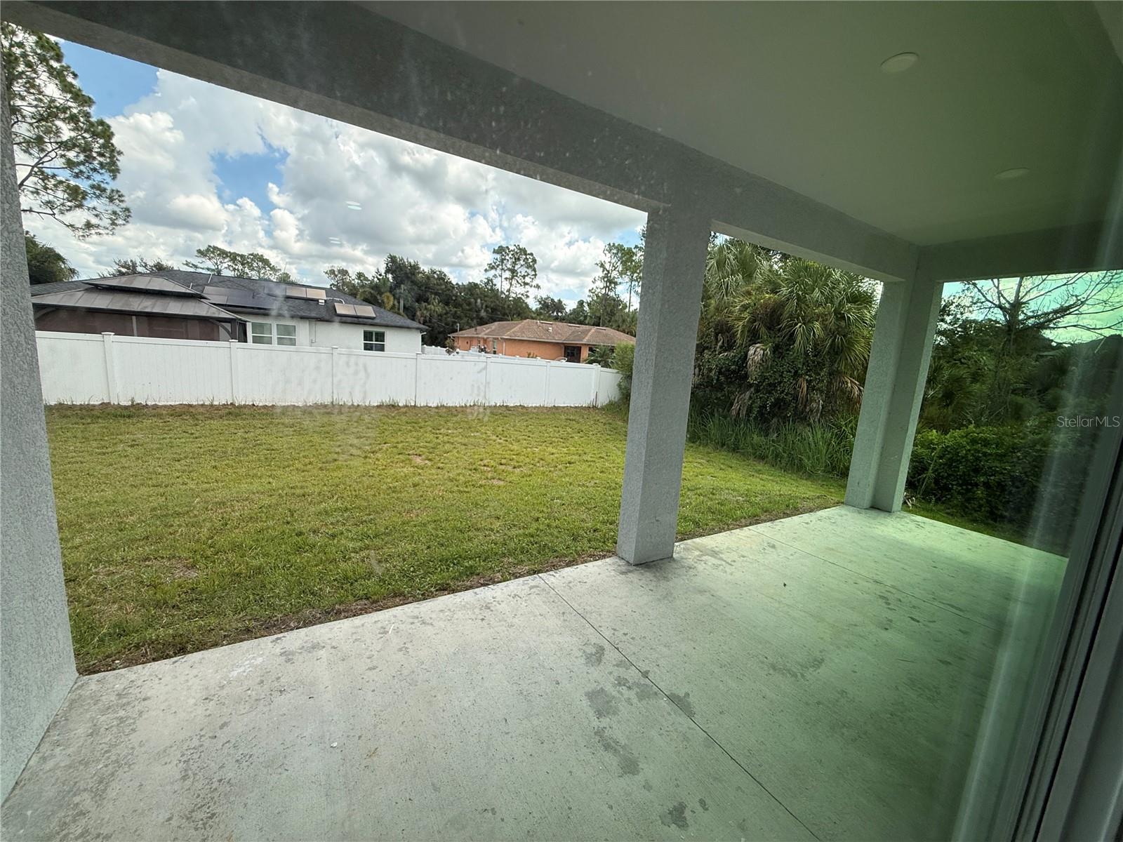 2964 WELLS AVE — photo 20