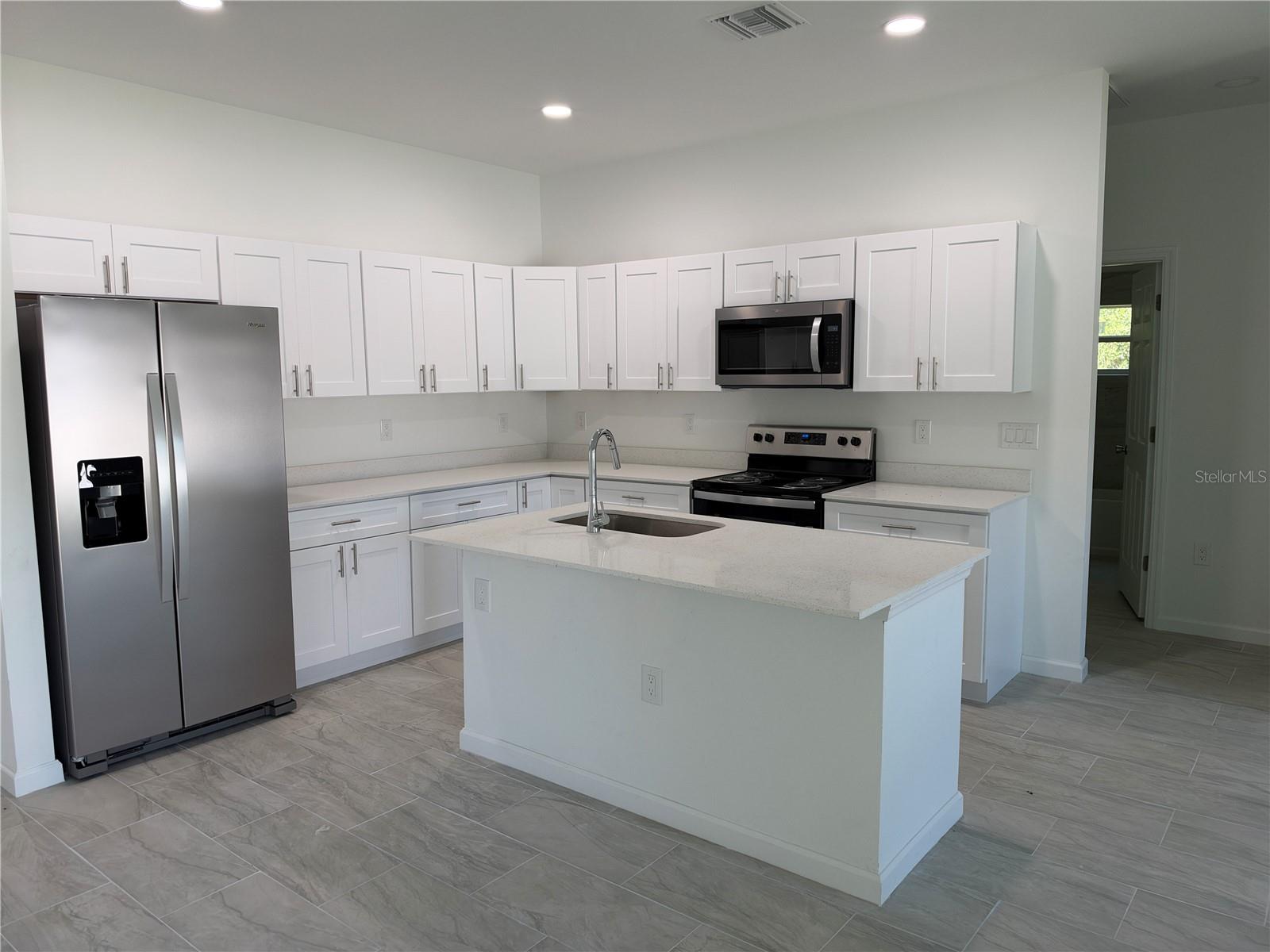 2964 WELLS AVE — photo 6