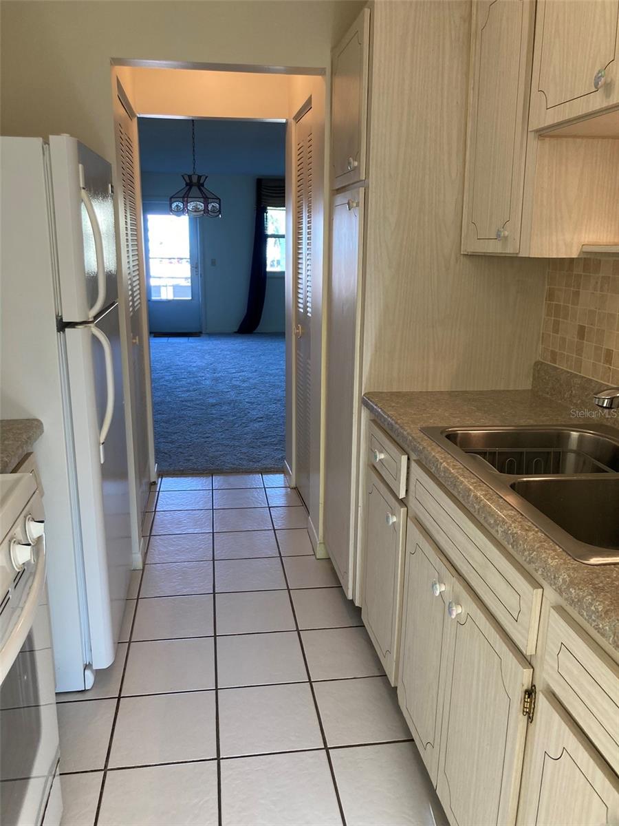 5750 80TH ST N #C202 — photo 18