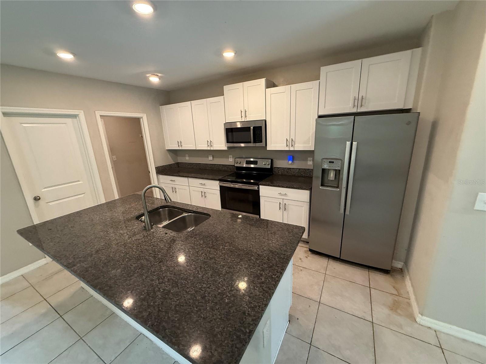 1752 COLDING DR — photo 4