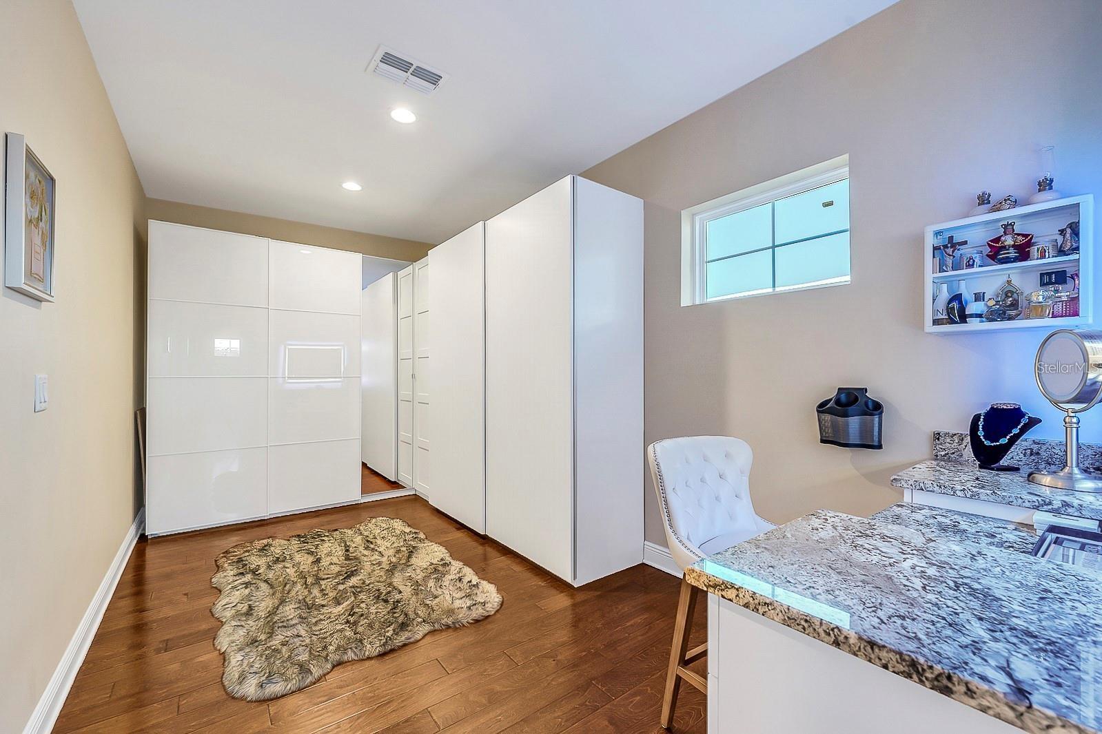 9606 RIPLEY RD — photo 36