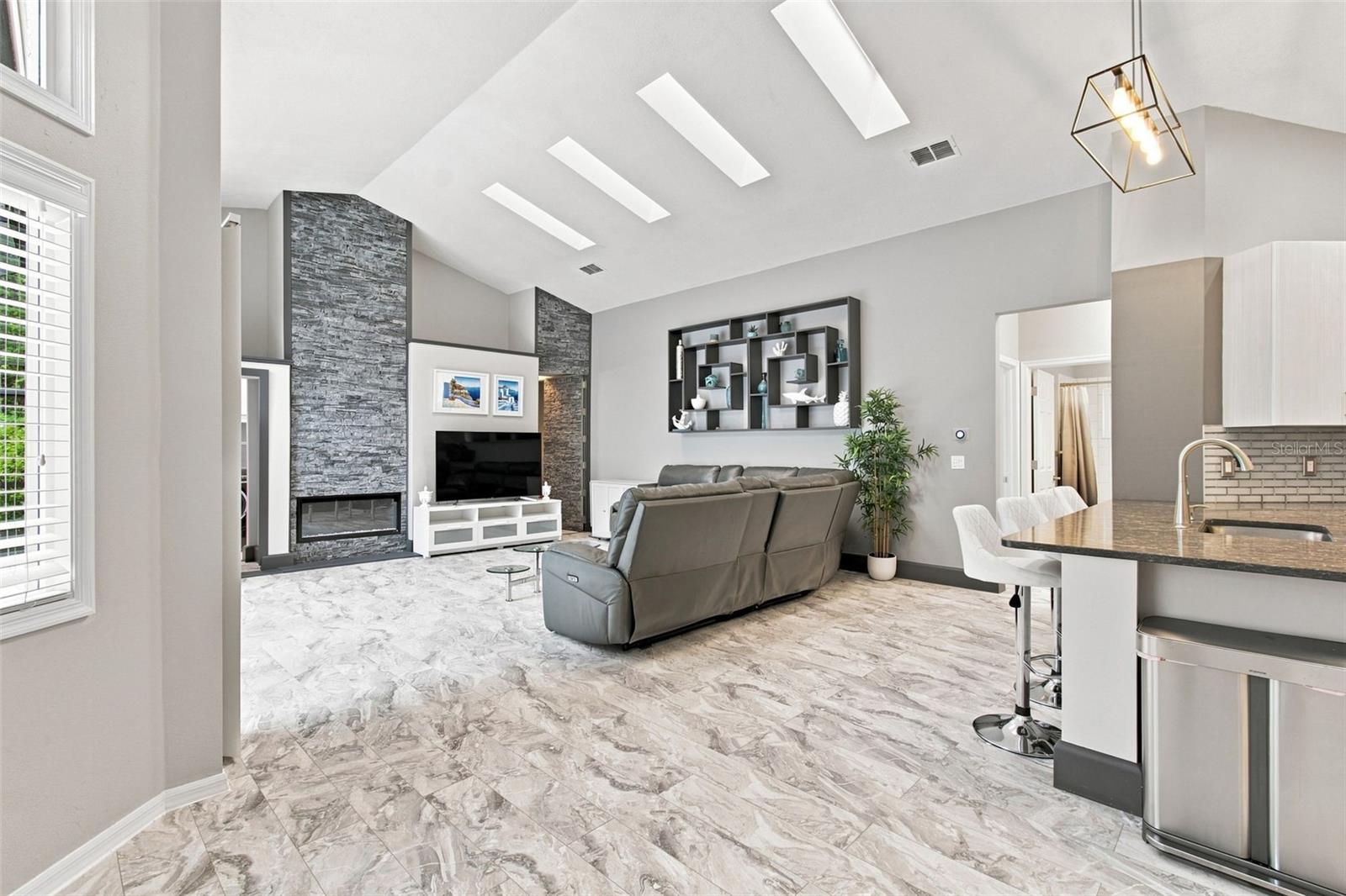 16018 WILMINGTON PL — photo 21