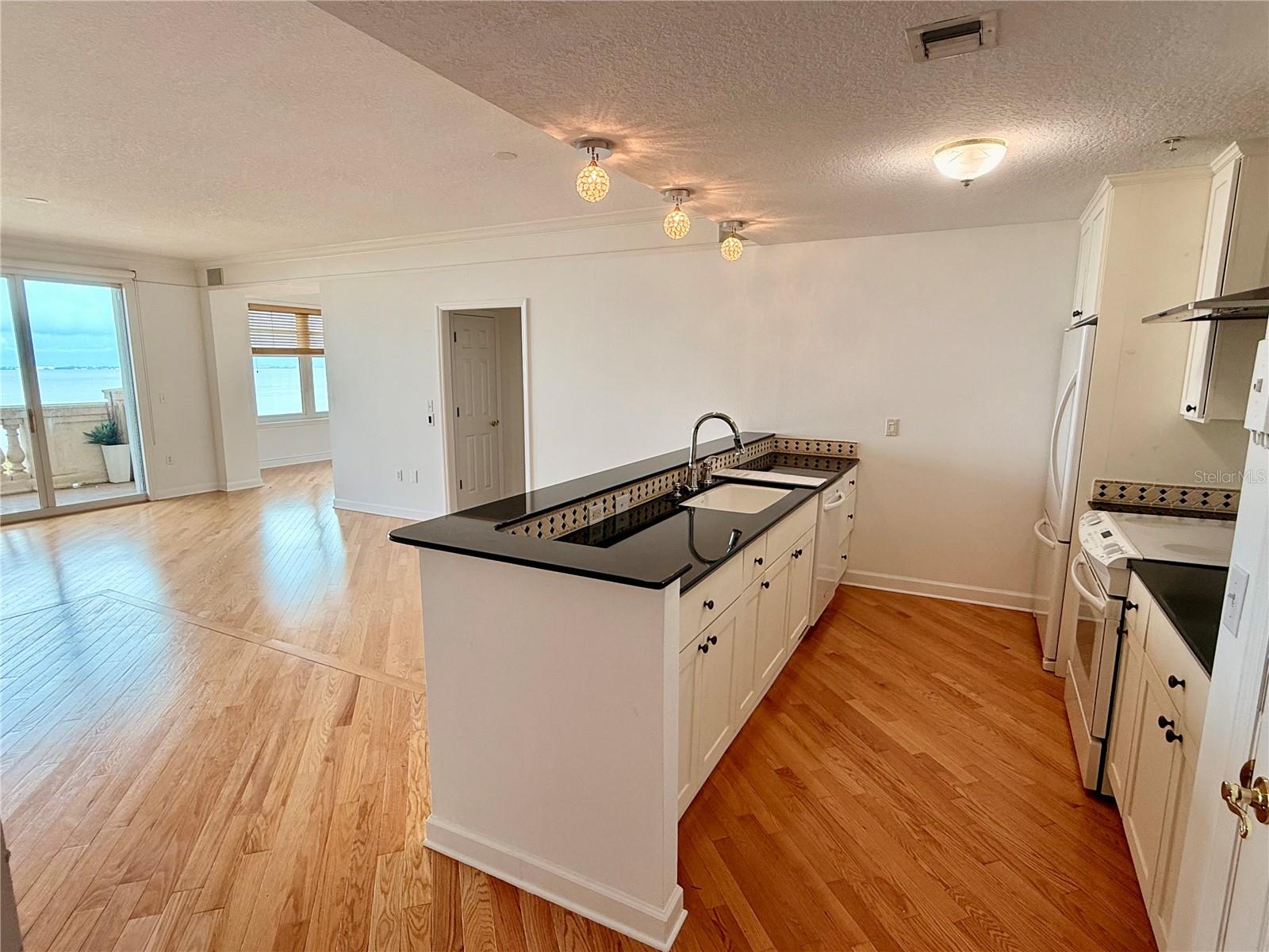750 N TAMIAMI TRL #1609 — photo 9