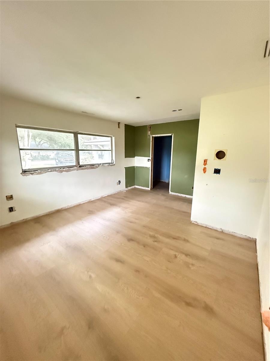 384 LENTZ RD — photo 13
