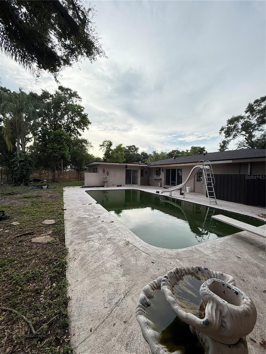 384 LENTZ RD — photo 4