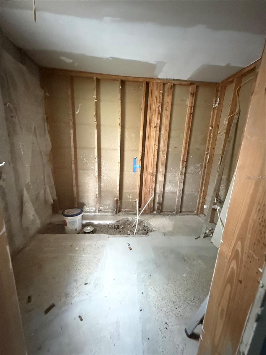 384 LENTZ RD — photo 17